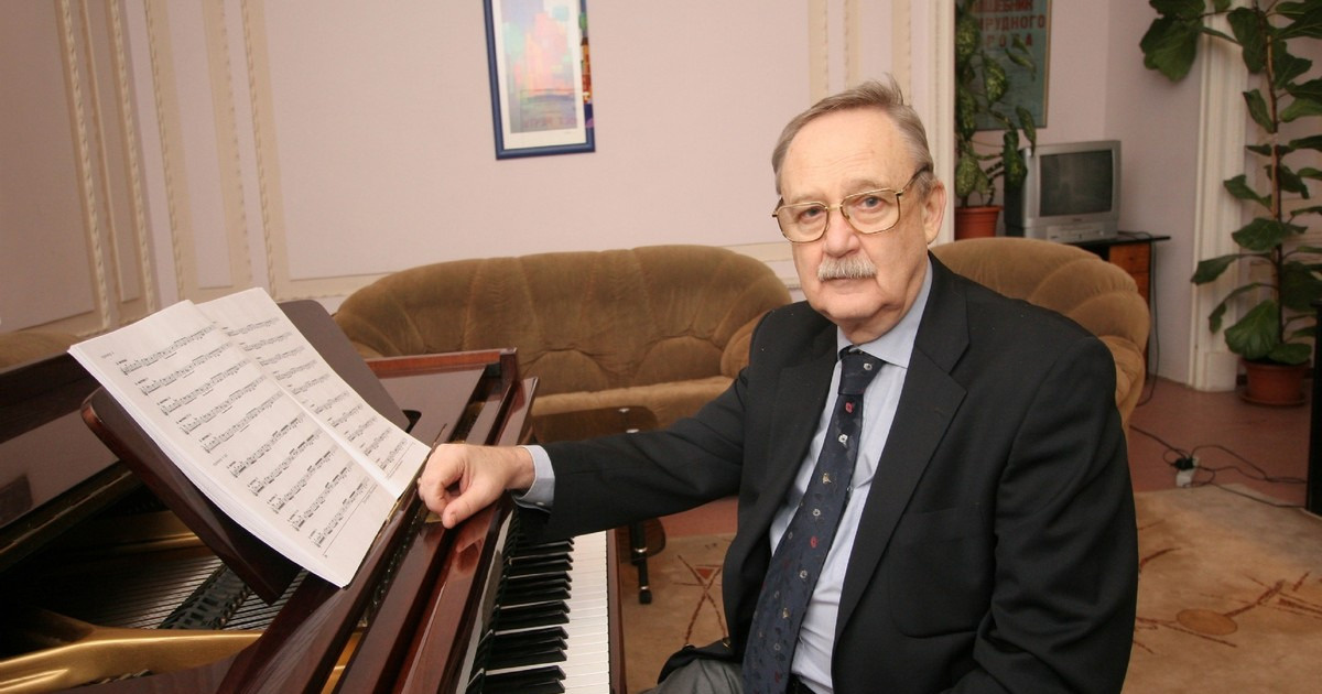 Виктор Михайлович Лебедев