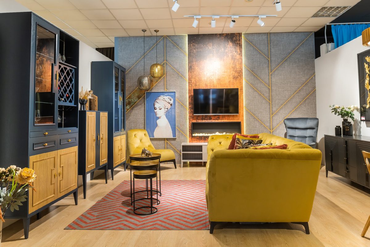 Экспозиция в мебельном салоне "Эталон Мебель"