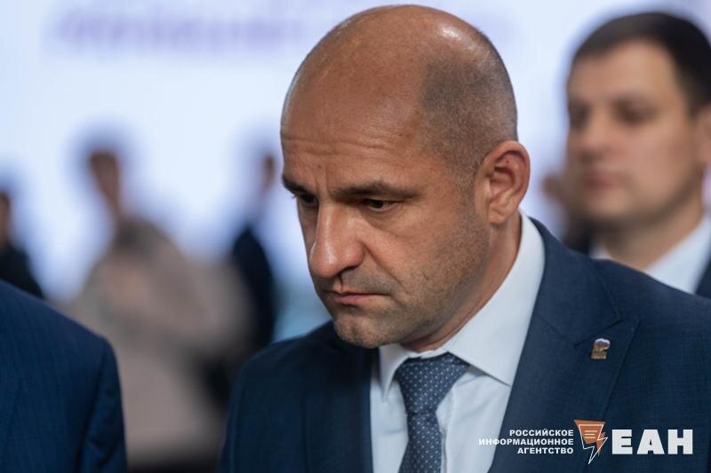    ЕАН / Новый полпред отличен от своих предшественников