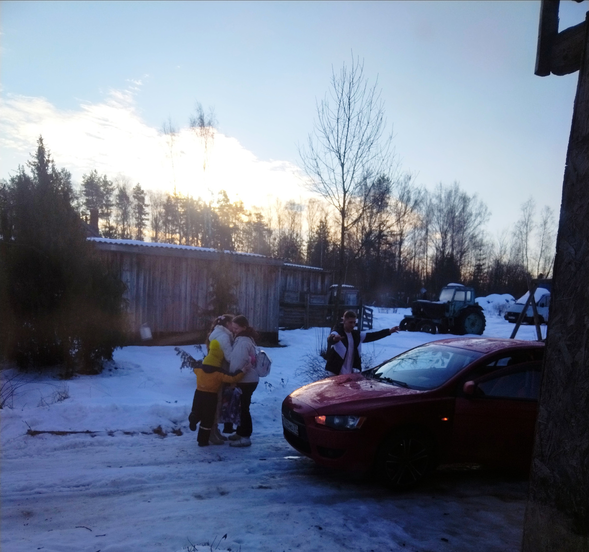  Прощальные обнимашки с Василисой