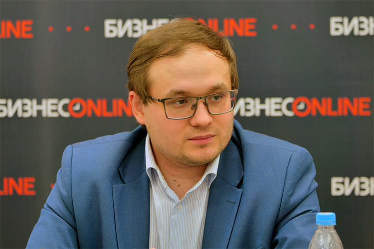    Ильяс Камал: «У нас очень дружный коллектив, композиторы друг друга поддерживают, всегда готовы помочь. В целом наше объединение — это семья, союз в самом широком смысле».   
Фото: Игорь Озеров