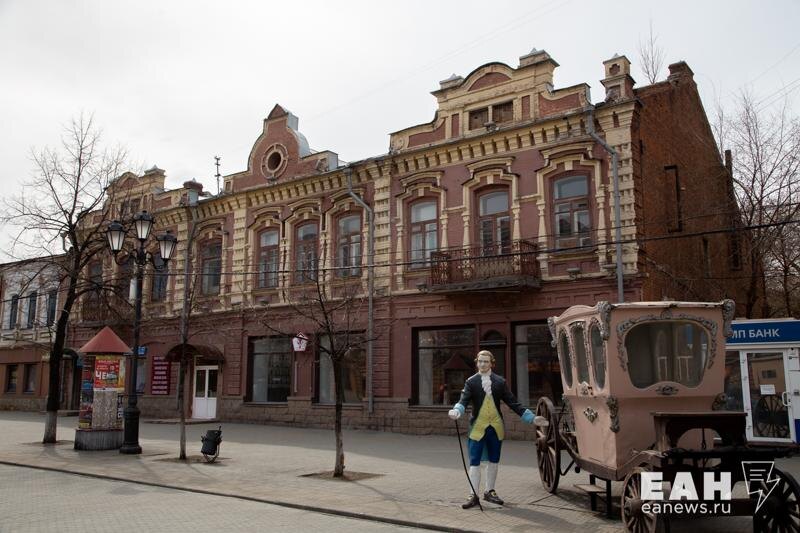    ЕАН / Купеческий дом продают без ремонта