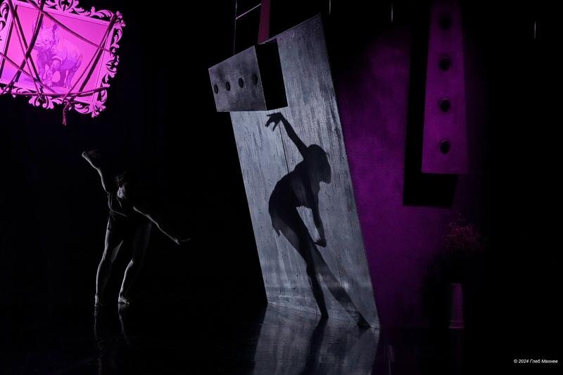    ТЮЗ Екатеринбурга / Номинанты «Золотой маски» представят танцевальные спектакли в Екатеринбурге