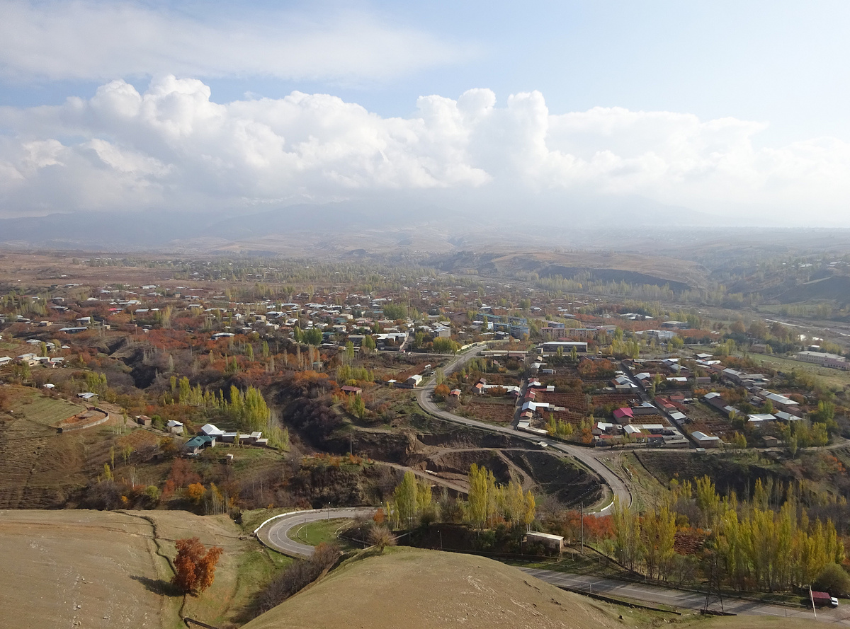 Ташкент. Вид с территории Гелиокомплекса на посёлок Солнце