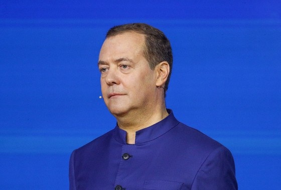    Дмитрий Медведев