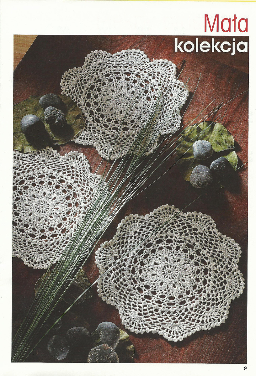 Вяязаная крючком салфетка