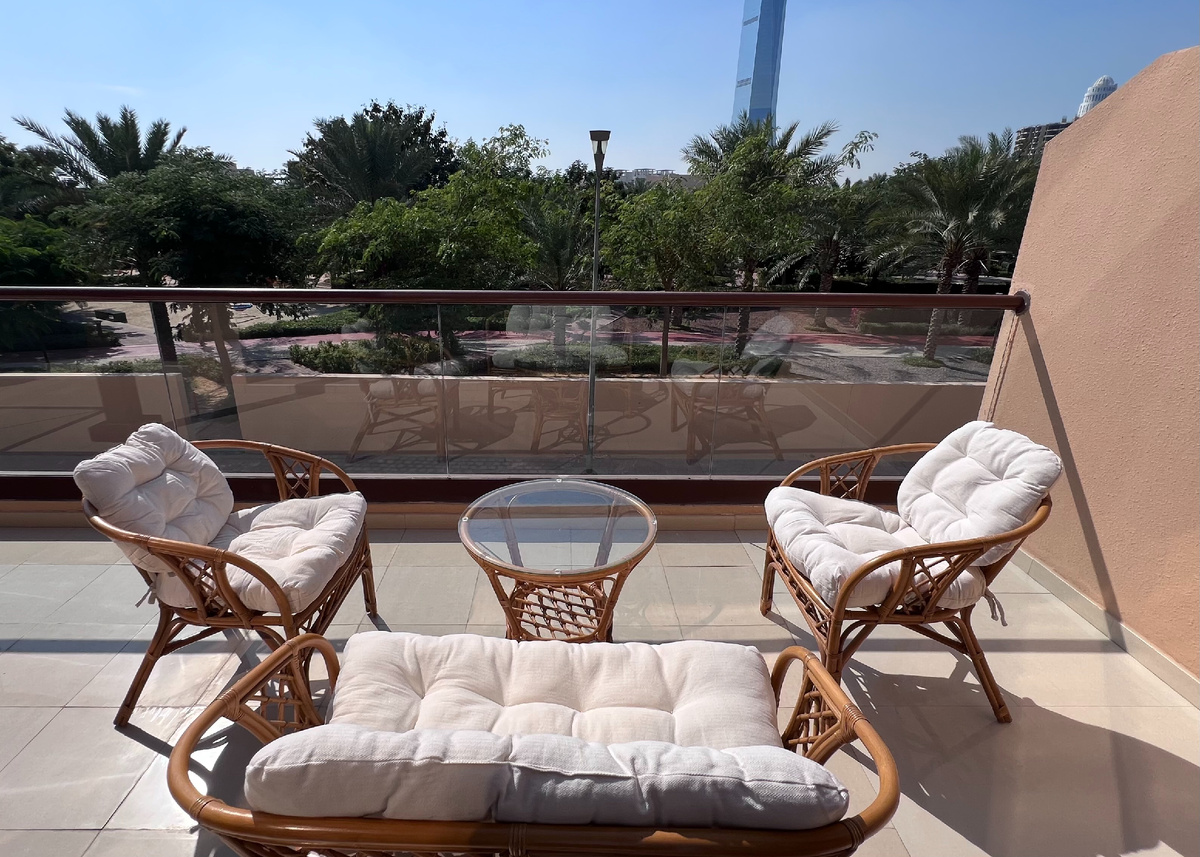 Вид с террасы виллы в районе Джумейра