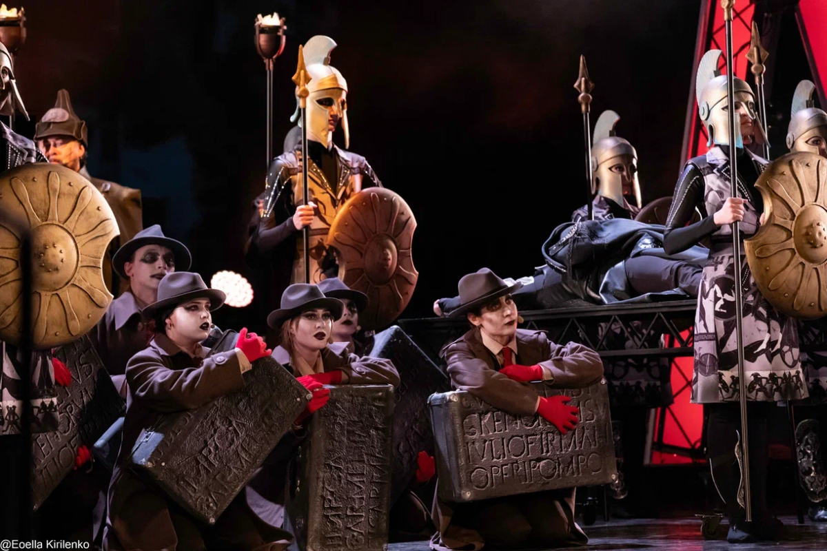 Источник: Иркутский музыкальный театр имени Н. М. Загурского