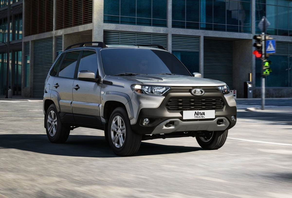 Lada Niva Travel