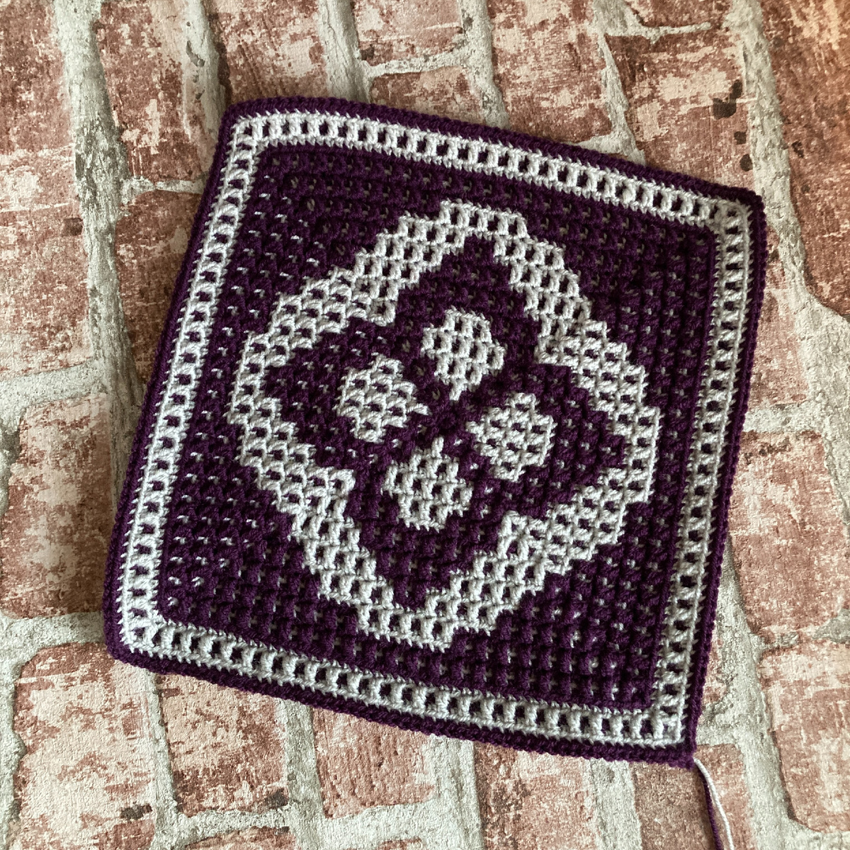 Образец мотива полностью на 27 рядов