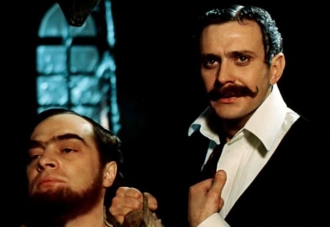  Бэрримор (А. Адабашьян) Баскервиль (Н.. Михалков). Кадр из фильм "Собака Баскервилей".