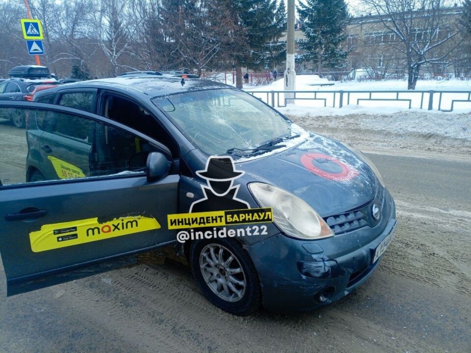    ДТП на Исакова. Источник: t.me/incident22