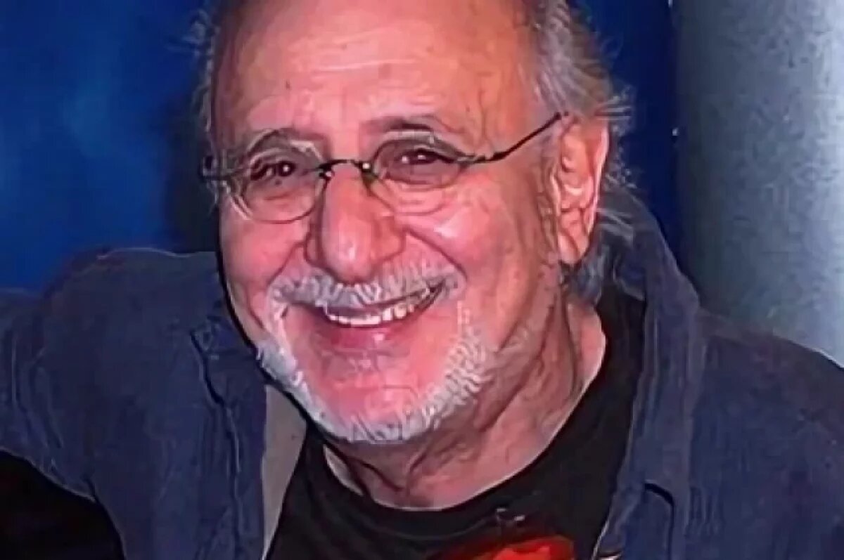    Умер обвиненный в педофилии певец украинского происхождения Питер Ярроу