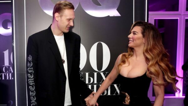    Анна Седокова с мужем. Фото uznayvse.ru