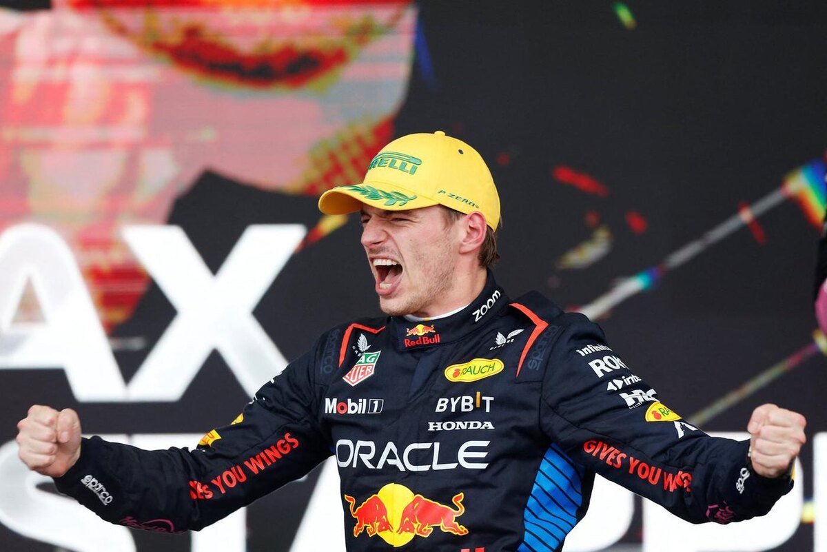 AFP
Макс Ферстаппен продолжает удерживать чемпионский титул.