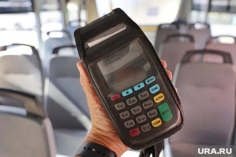 С 1 января проезд в автобусах города повысился с 35 до 37 рублей. Фото: Екатерина Сычкова © URA.RU