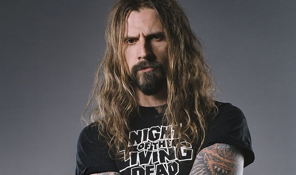 Роб Зомби (имя при рождении — Роберт Бартле Каммингс, род. 12 января 1965, Хейверилл, Массачусетс, США) — американский рок-музыкант, кинорежиссёр и сценарист играющий в стиле индастриал-метал, альтернативный метал и грув-метал. Основу тематики музыки Роба Зомби составляют ужасы, в связи с чем он имеет соответствующий сценический образ