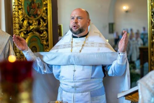 Священник Сергий Еремин