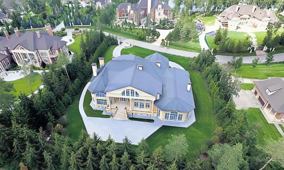 Особняк Стаса Михайлова. Фото с сайта mydecor.ru