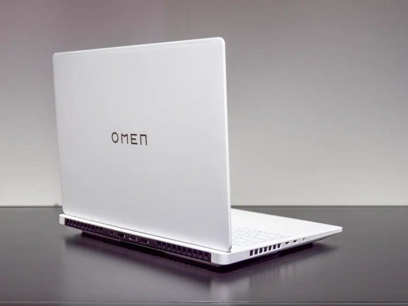    Представлен флагманский игровой ноутбук HP Omen Max 16 с OLED-экраном и RTX 5080