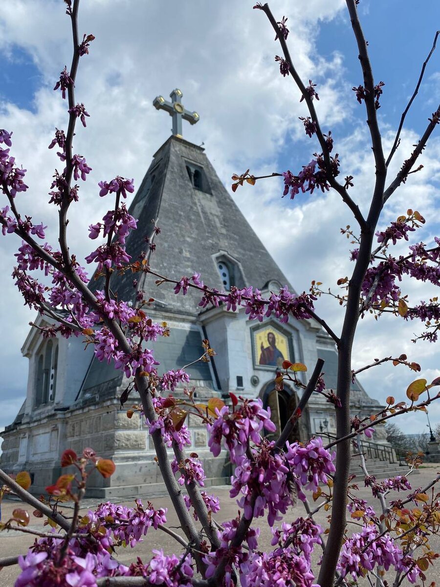 Свято-Никольский Храм-Памятник, православный храм