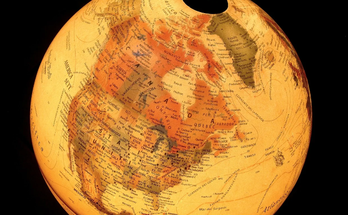 Мир под властью доллара. Картинки из открытых источников.