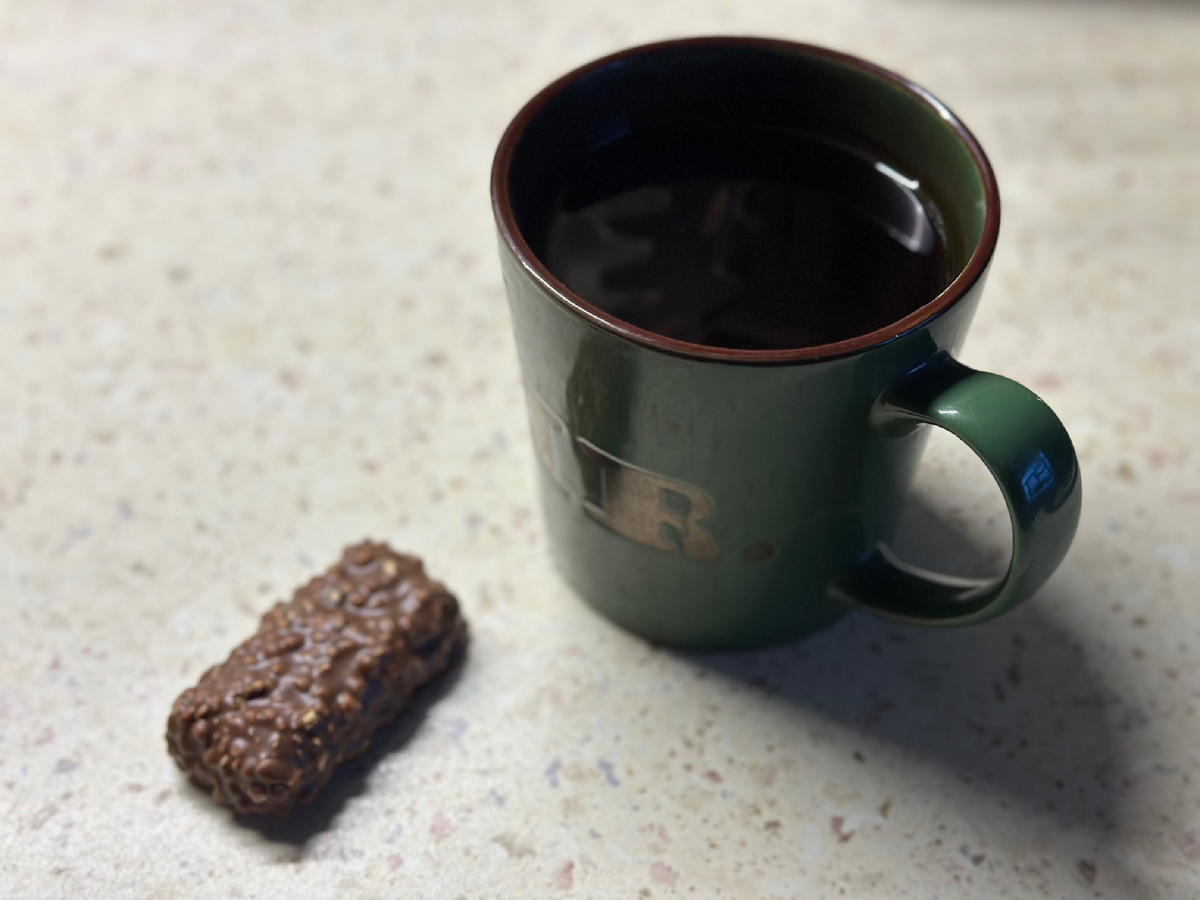 Десерт после обеда. Конфетка всего одна, две недели я их тоннами, наверно, ела.