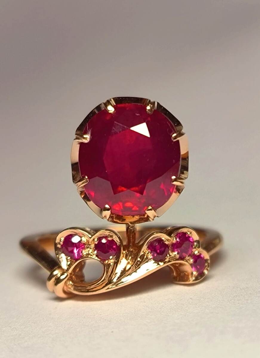 Кольцо работы ювелира Анны Нарышкиной 