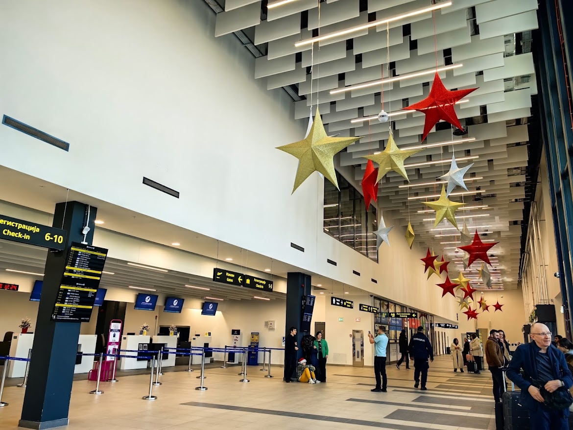 Аэродром Константина Великого, Ниш, Сербия. Очень маленький и очень спокойный аэропорт.