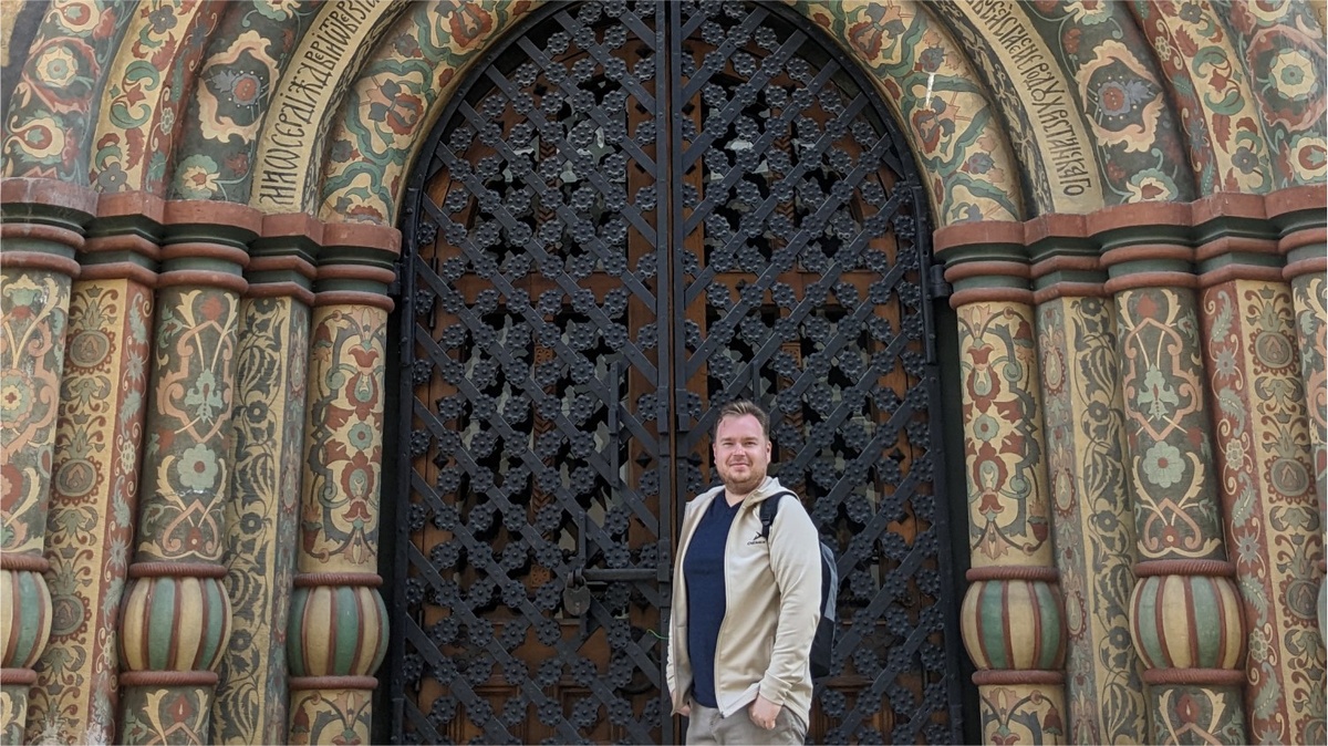 Москва. Кремль. Ворота Успенского Собора