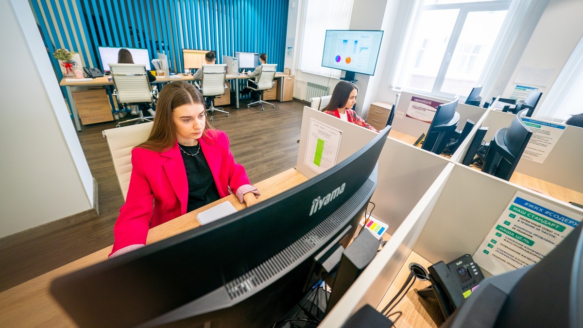    Югорчане отправили около 1500 сообщений в ЦУР за новогодние праздники