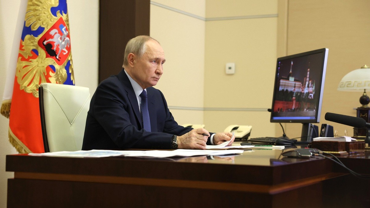    Президент России Владимир Путин на совещании с членами Правительства. Фото: Kremlin.ru