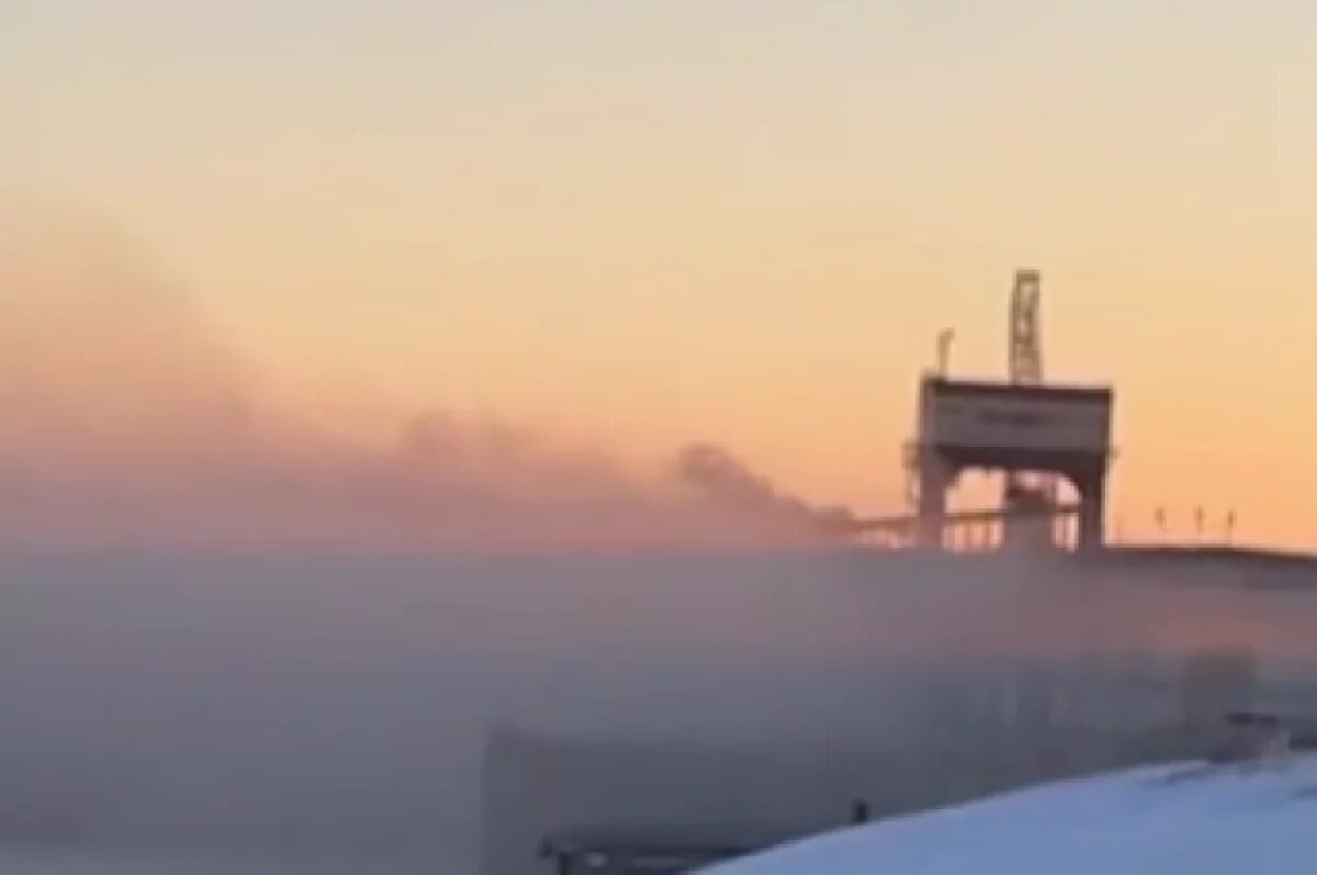    На Нижегородской ГЭС горела крыша здания