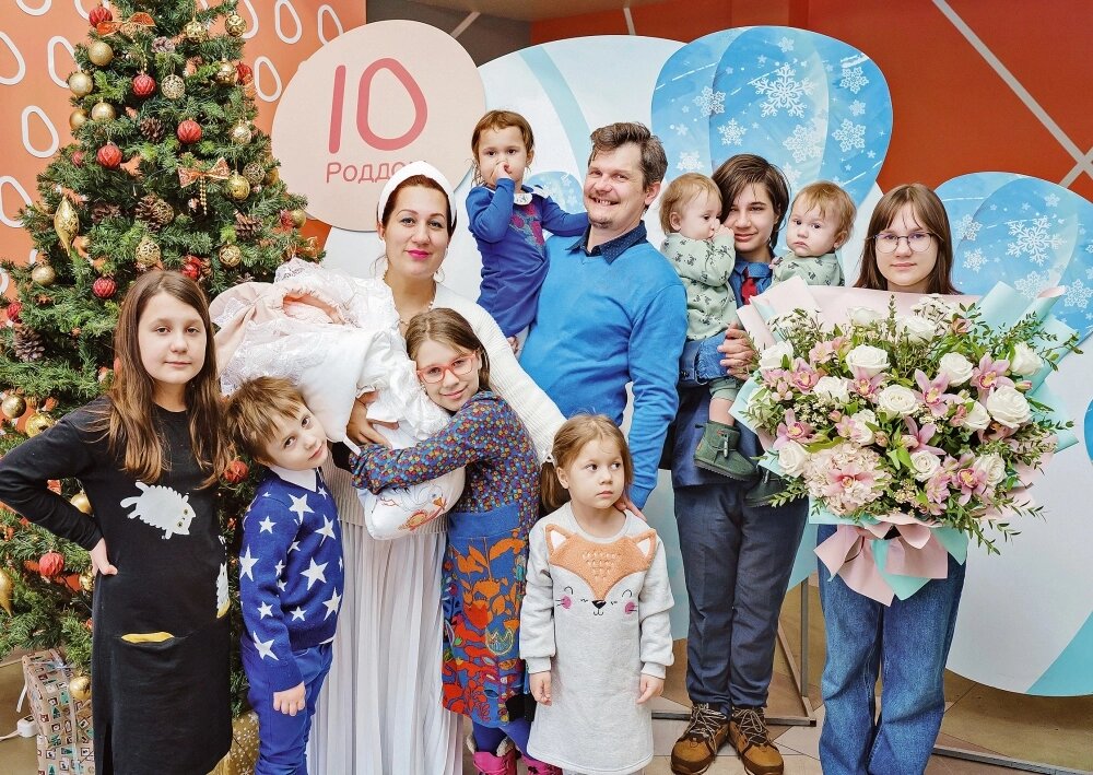    Екимовы уже заявили, что не собираются останавливаться на достигнутом и, если всё сложится хорошо, не прочь стать родителями одиннадцатого ребёнка. Фото: Из личного архива героев публикации
