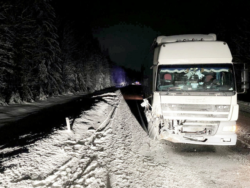    Женщина и подросток пострадали в аварии с фурой в КарелииГАИ Карелии