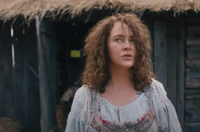    Аглая Тарасова в фильме «Холоп-2». Фото: Скриншот