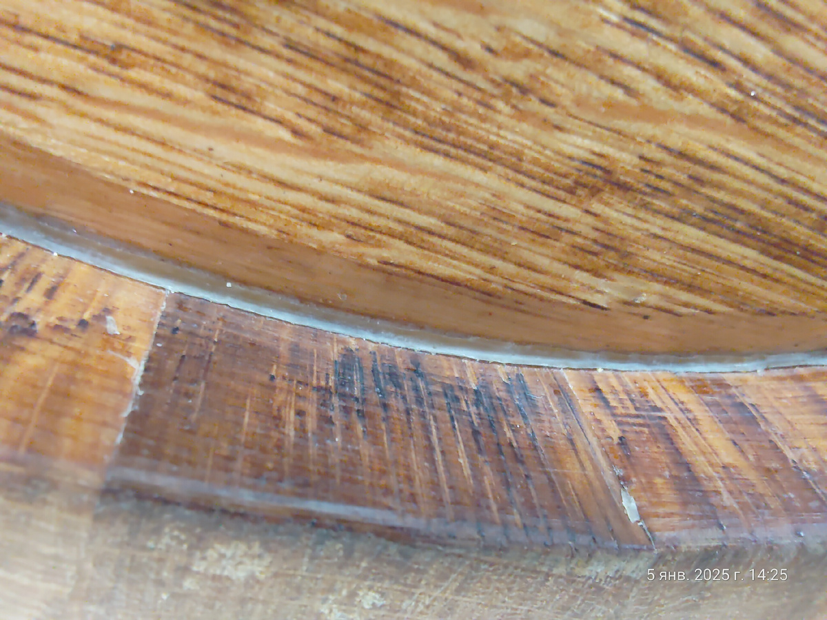 И даже вощение уторов дало слабину перед желанием бочки "подышать"