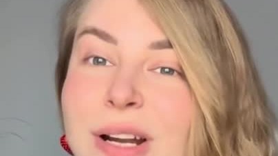 Miley cyrus 2010 can t be tamed. Call me if you get lost обложка. Can t be me. Can t take me home пинк. Hakan akkus - i cant be.