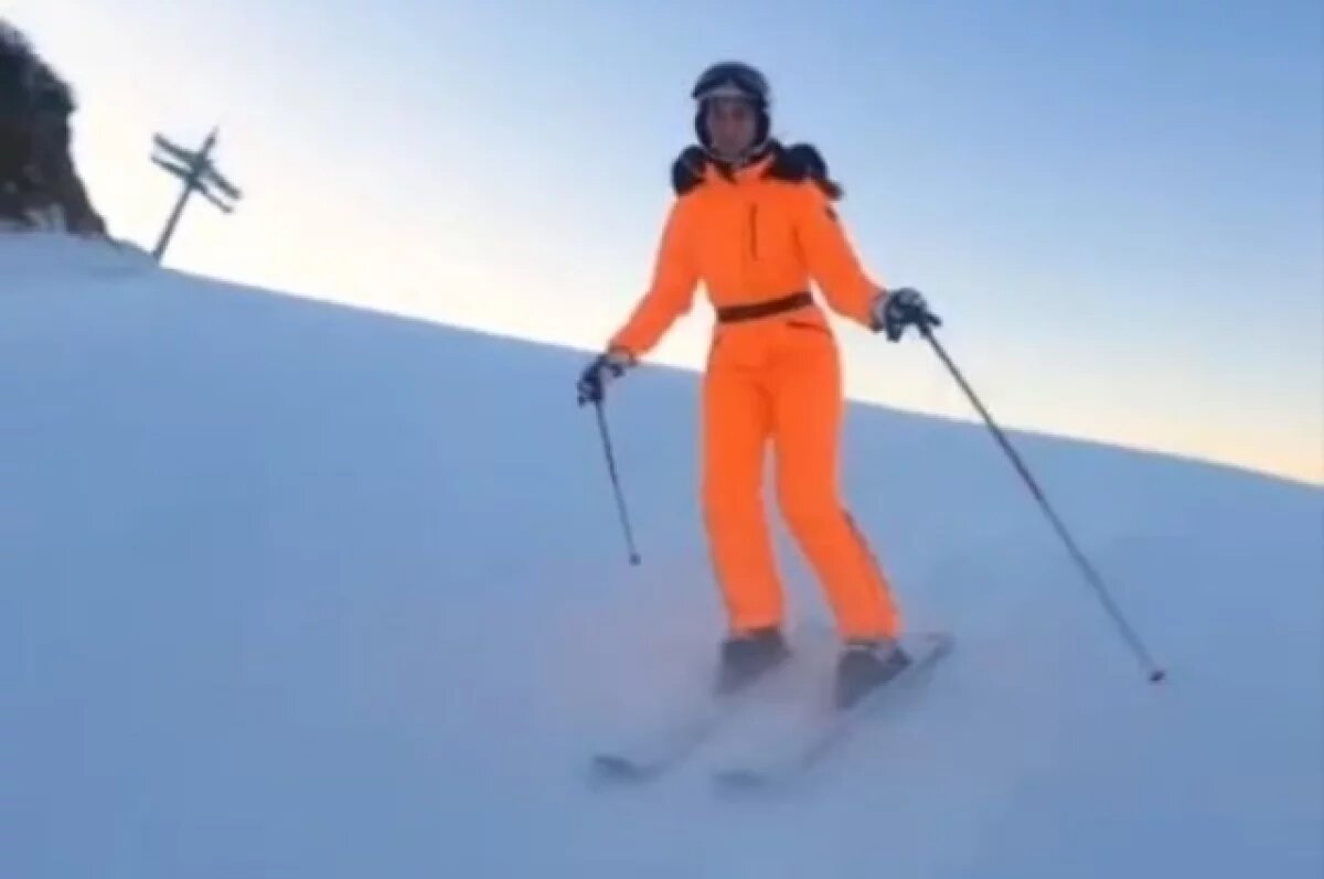    Певица Ольга Бузова об отдыхе в Сочи: «Ноги гудят, лицо обгорело»