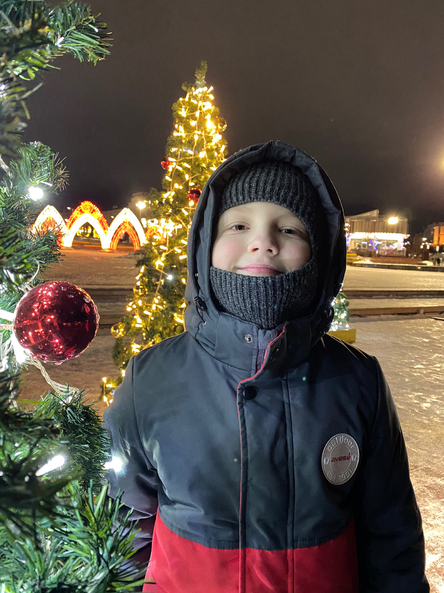 Платон на зимней Красной площади