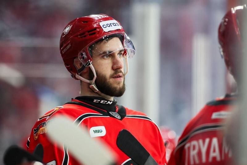    Фото: пресс-служба ХК «Автомобилист» / Артем Каштанов внес вклад в победу с «Адмиралом»