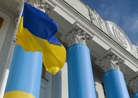    Опрос: с начала СВО резко снизилось доверие украинцев ко всем институтам власти