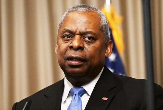    Ллойд Остин