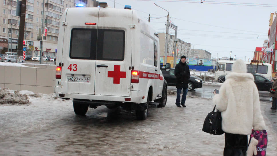 Почти 1800 жителей Ульяновска получили травмы из-за гололеда в первые дни января.📷Фото: Сергей Титов / Коммерсантъ