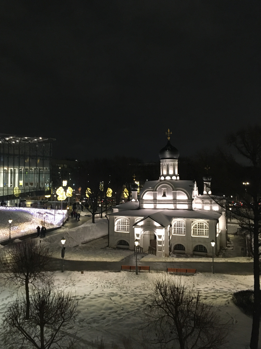 Зарядье в конце 2022 года