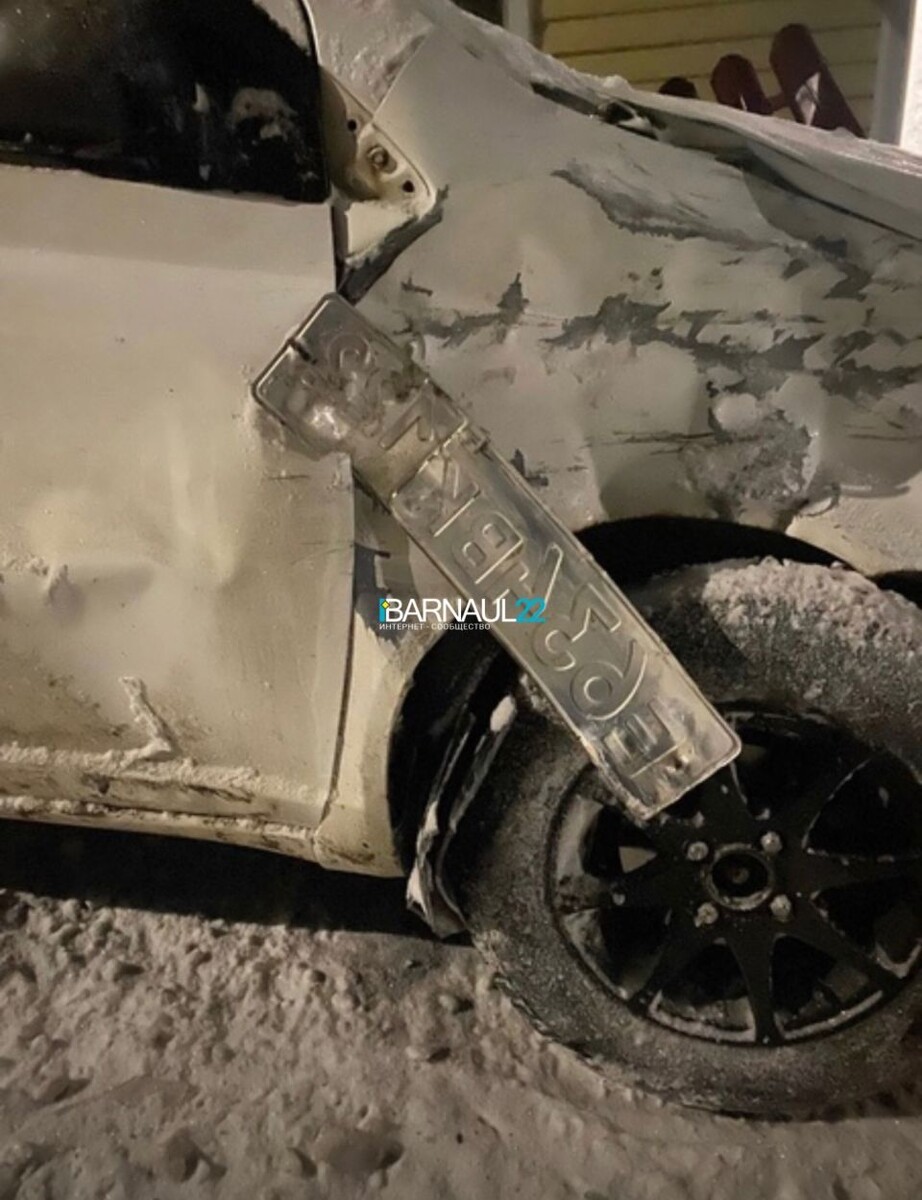    ДТП на ул. Ломоносова. Источник: vk.com/barneos22