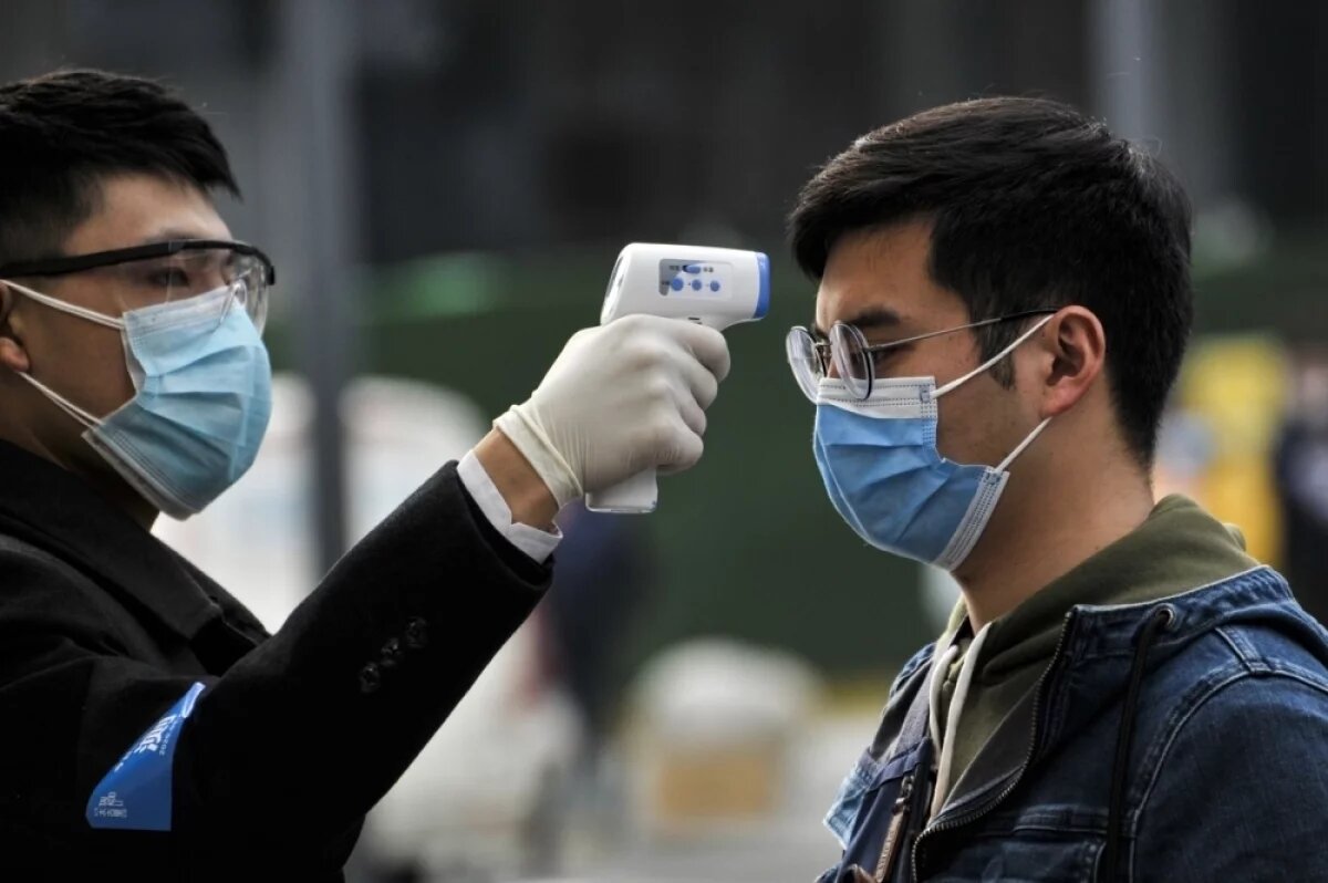    Толпы больных.