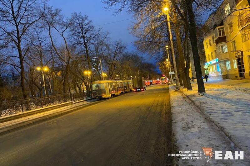    ЕАН. Трамваи встали на Ленина