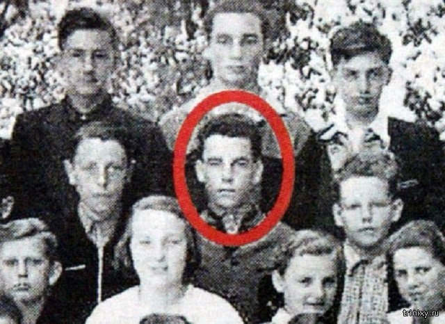 Школьное фото Йозефа