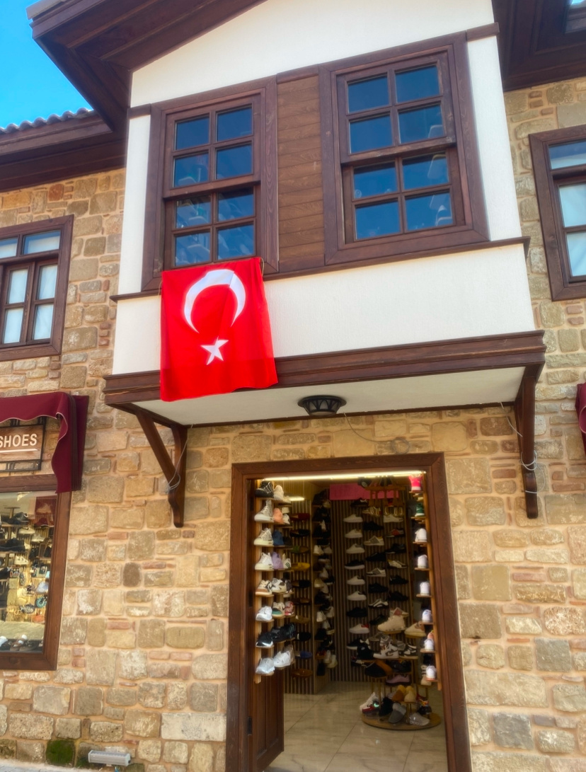 Турция "горит" сильно